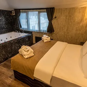 https://golden-dream-otel.istanbul-turkeyhotels.com